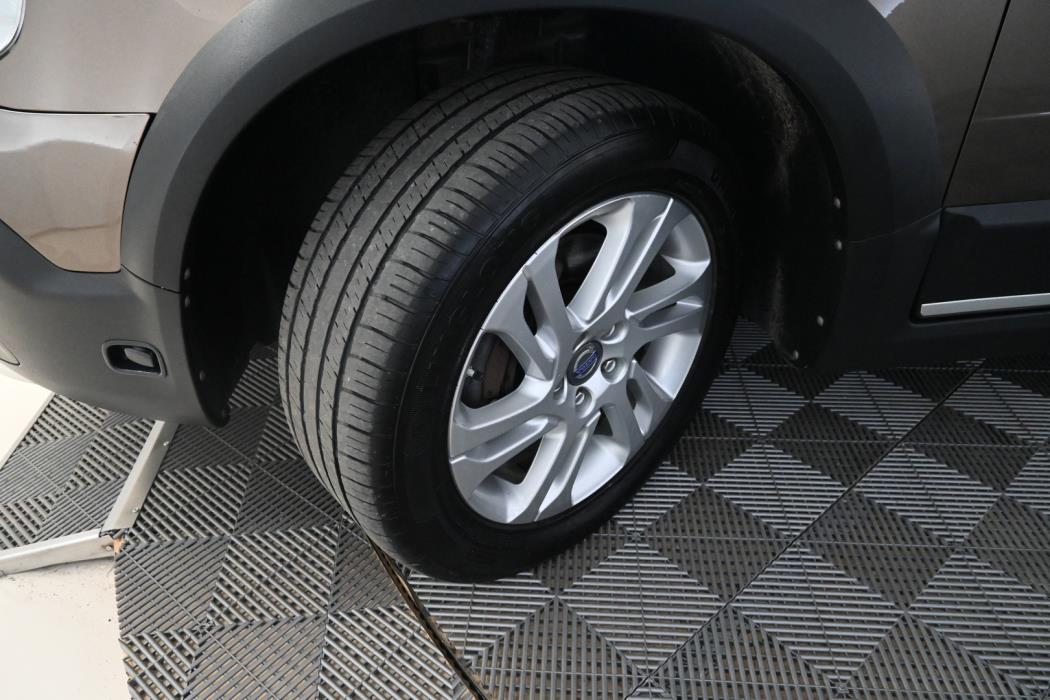 VOLVO XC70 2015