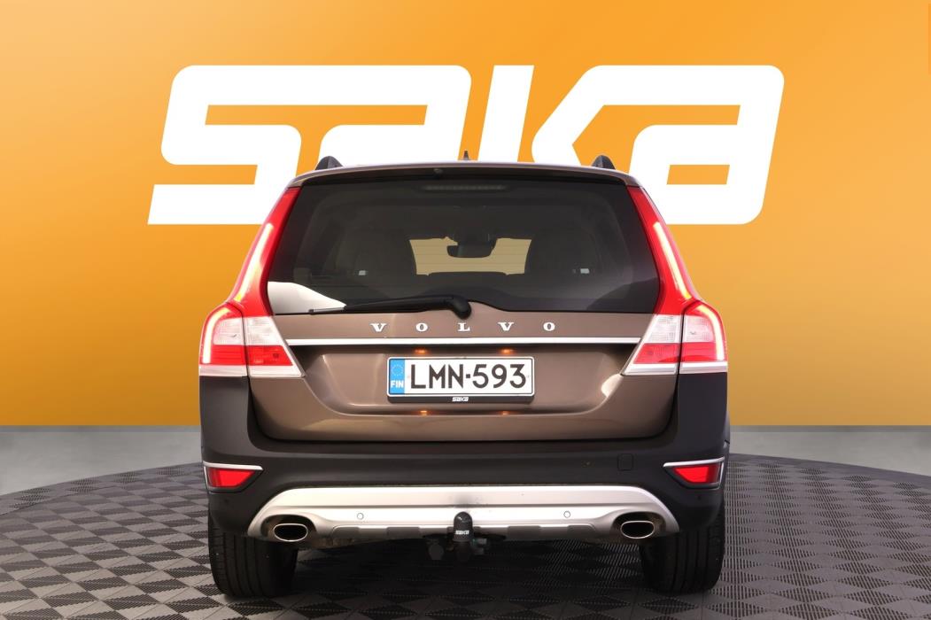 VOLVO XC70 2015