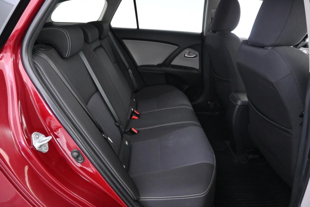 TOYOTA Avensis 2017