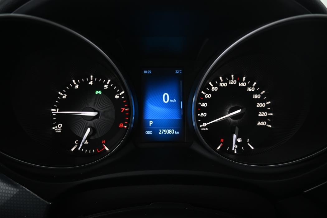 TOYOTA Avensis 2017