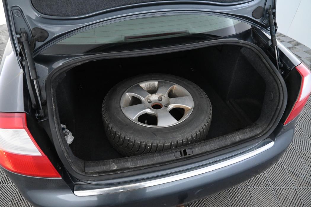 AUDI A4 2004