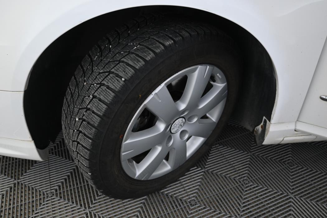 VOLKSWAGEN Passat 2010