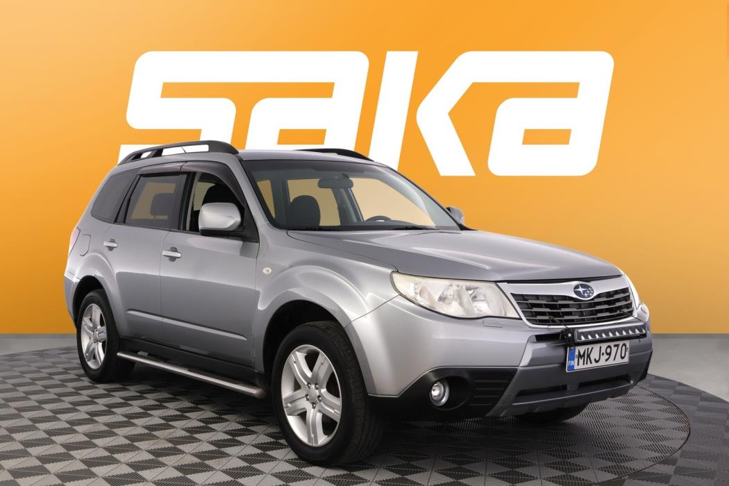 SUBARU Forester 2010