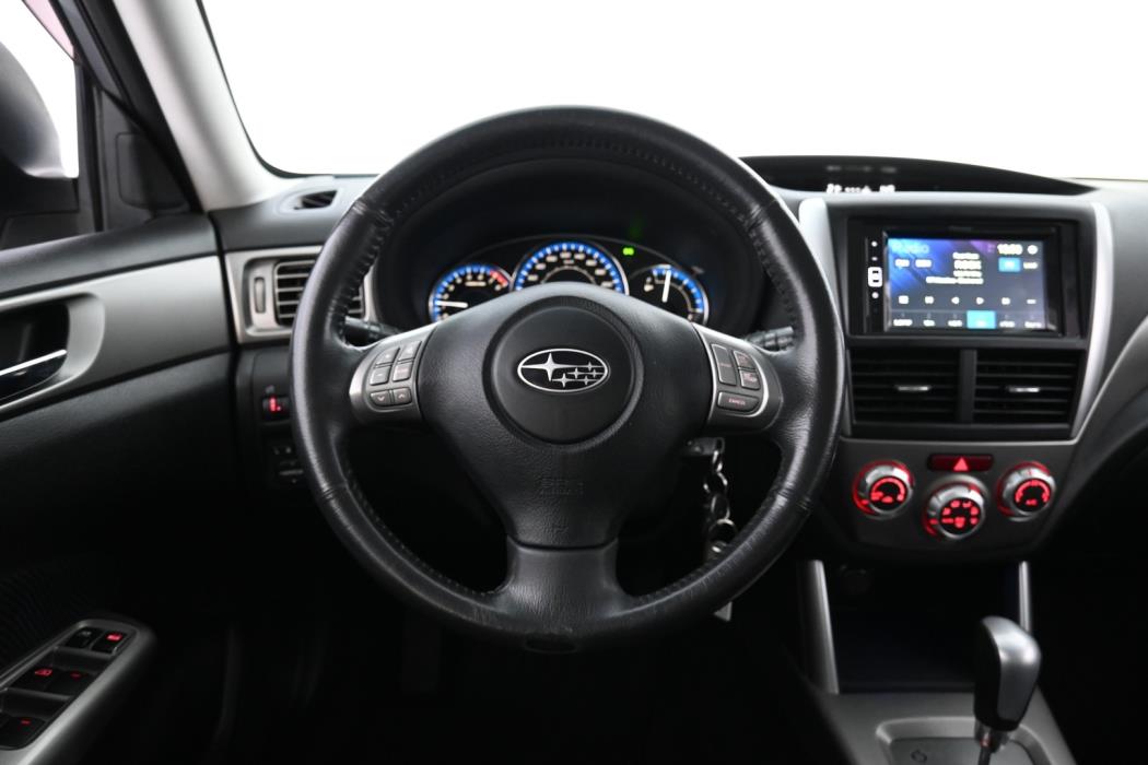 SUBARU Forester 2010