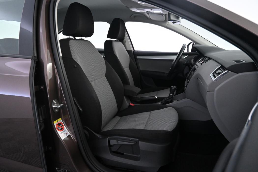 SKODA Octavia 2014