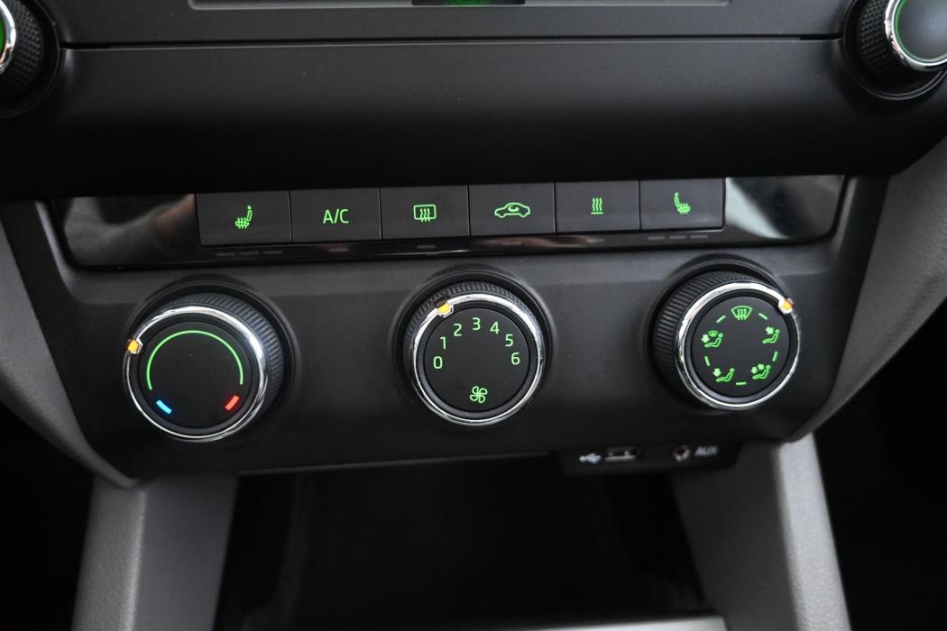 SKODA Octavia 2014