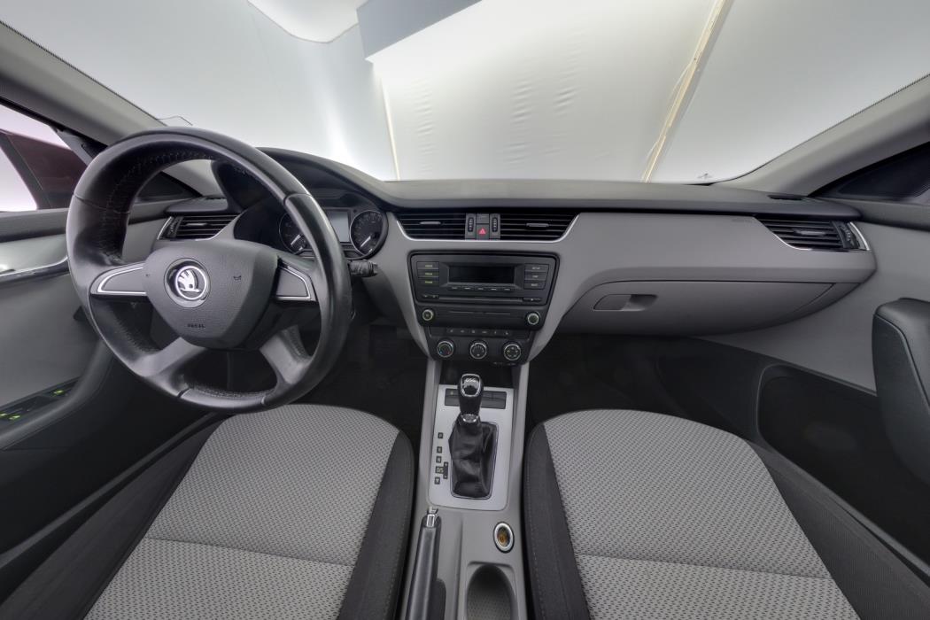 SKODA Octavia 2014