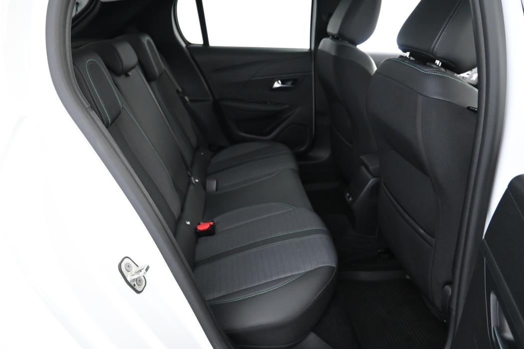 PEUGEOT e-208 2023