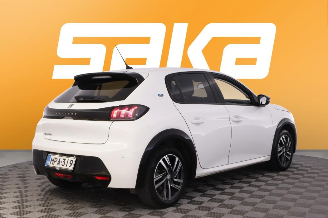 PEUGEOT e-208 2023