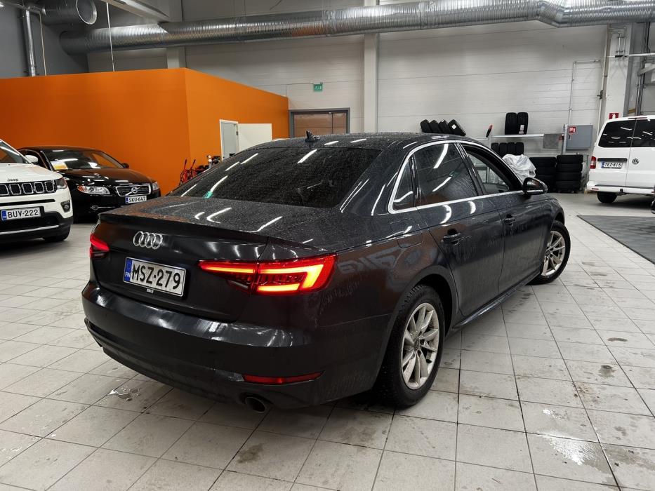 AUDI A4 2016