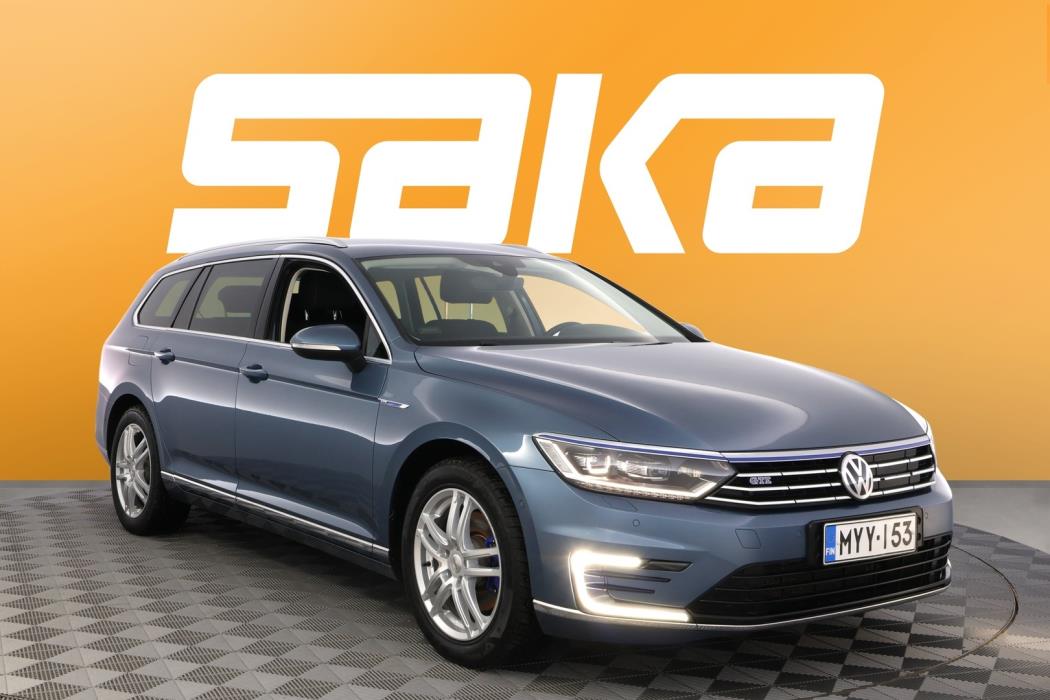 VOLKSWAGEN Passat 2016