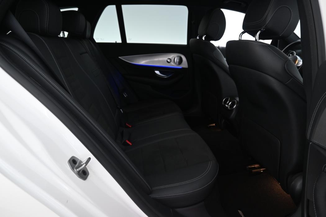 MERCEDES-BENZ E 2020