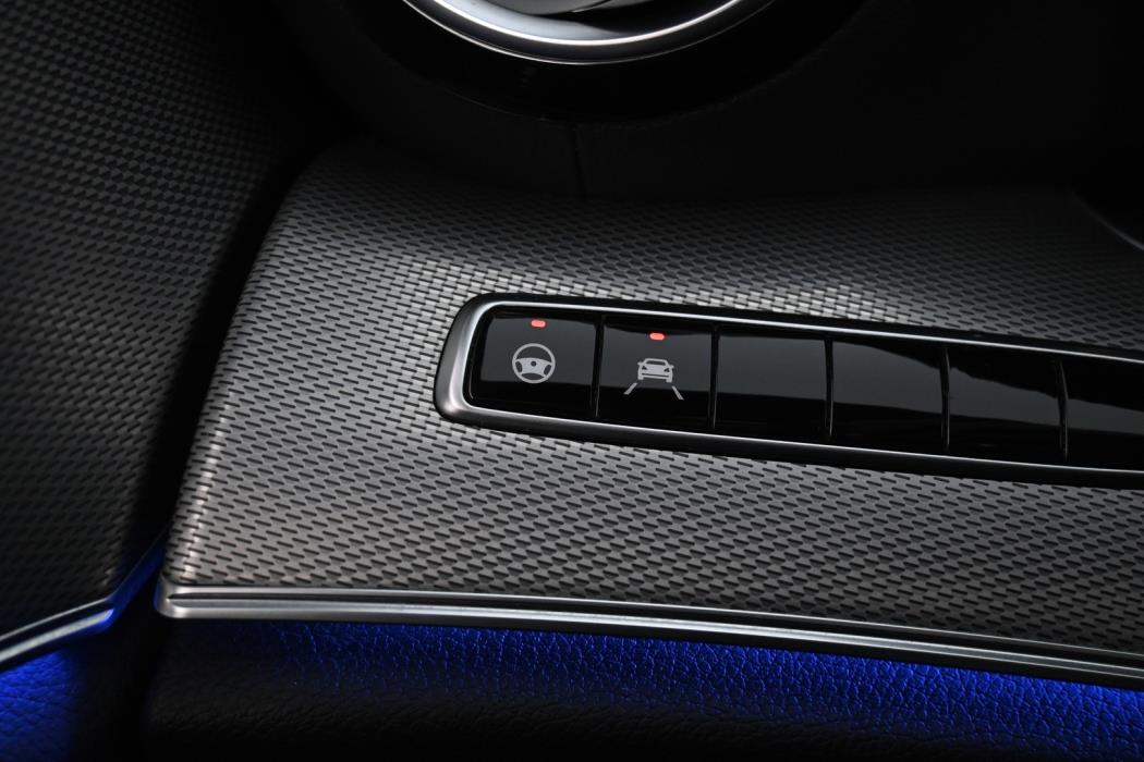 MERCEDES-BENZ E 2020