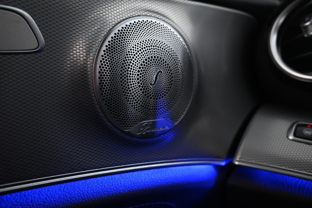 MERCEDES-BENZ E 2020