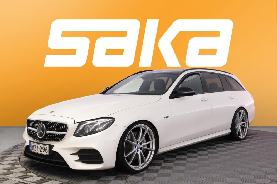 MERCEDES-BENZ E 2020