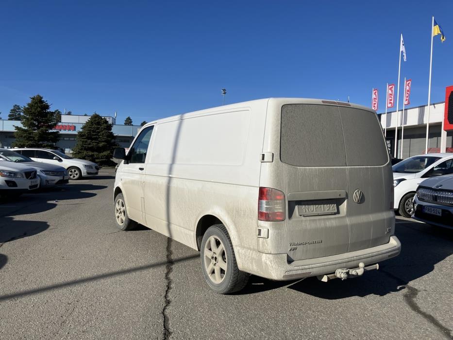 VOLKSWAGEN Transporter 2015