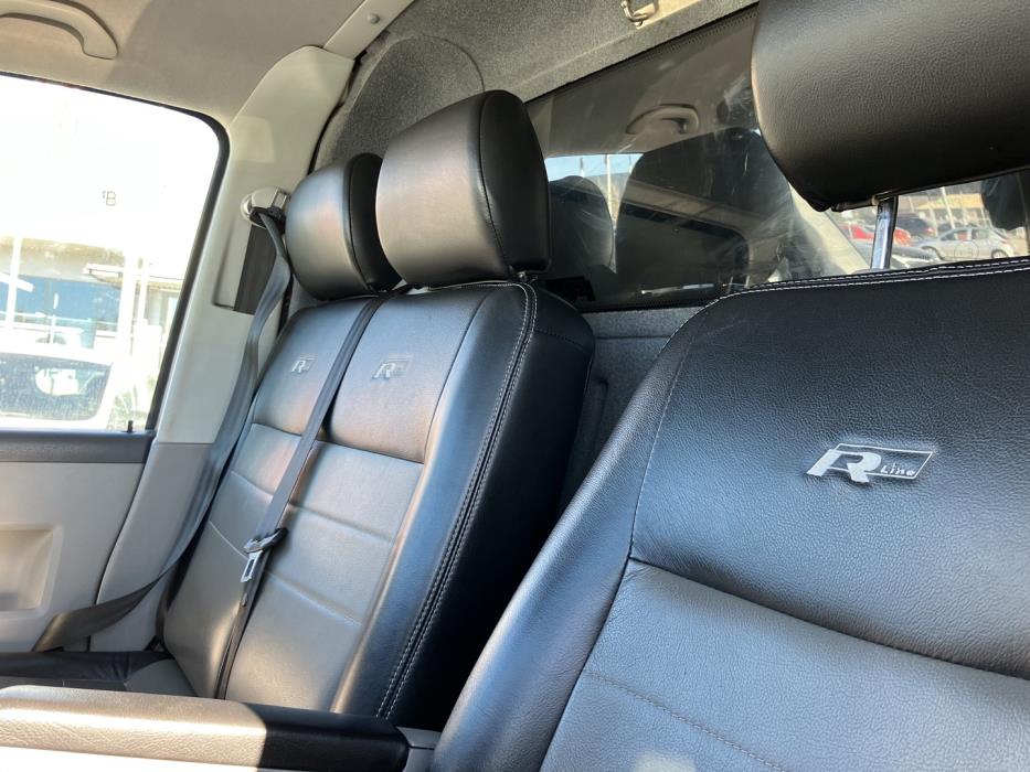 VOLKSWAGEN Transporter 2015