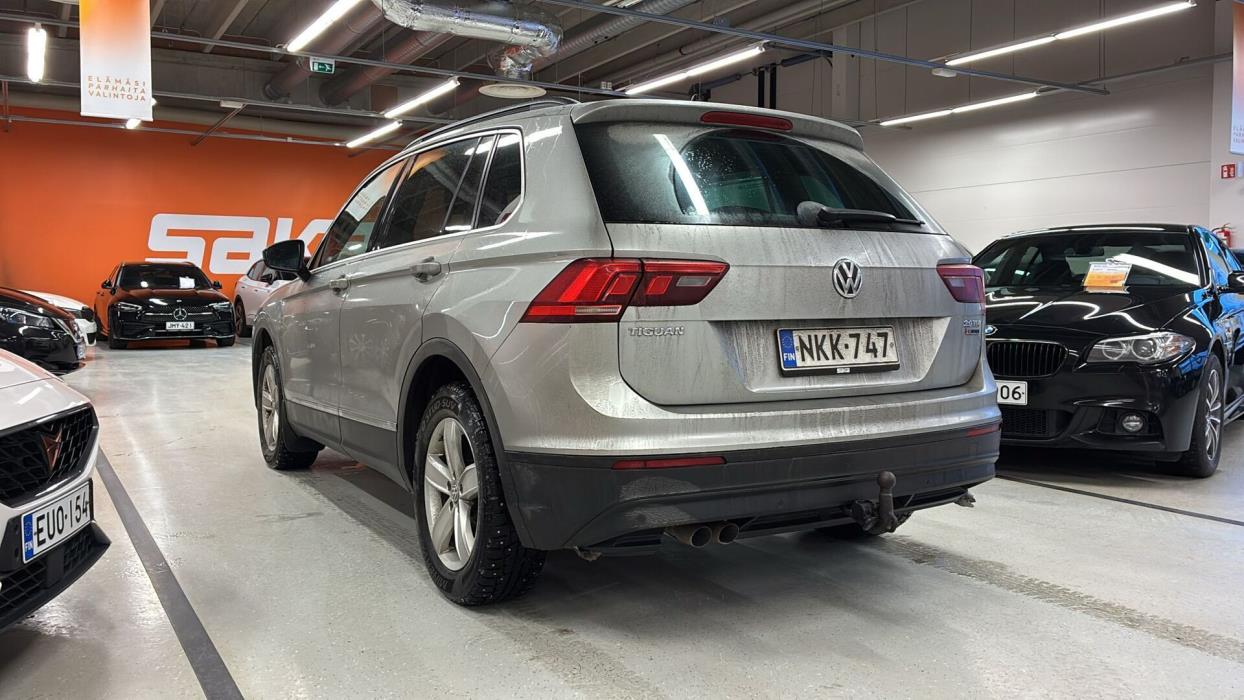 VOLKSWAGEN Tiguan 2016