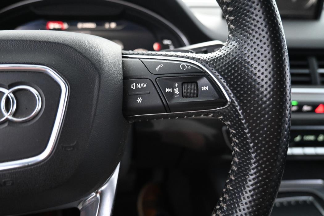 AUDI Q7 2018