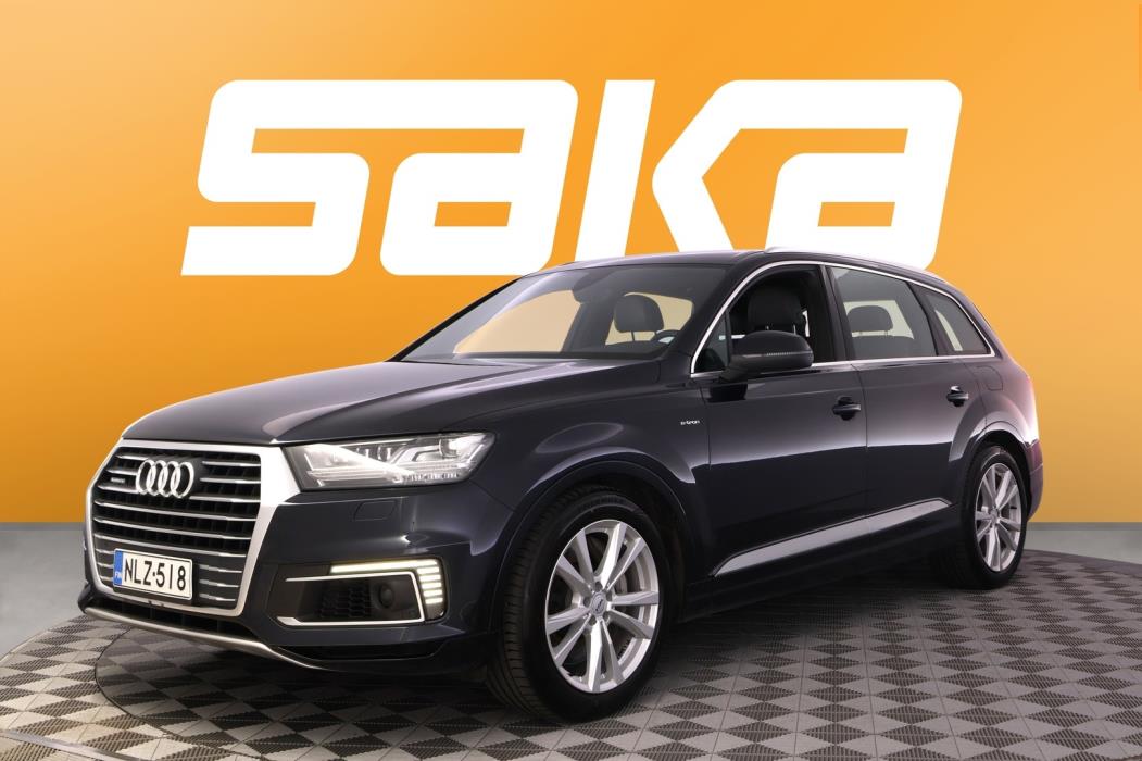 AUDI Q7 2018