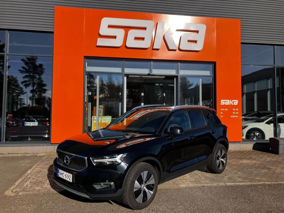 VOLVO XC40 2021