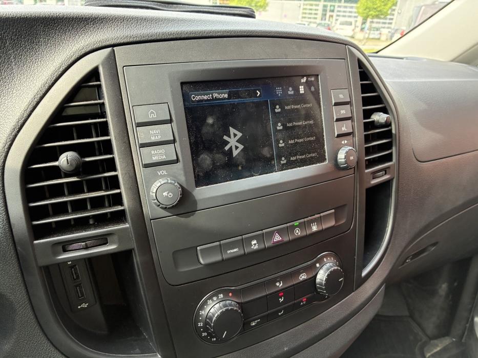 MERCEDES-BENZ Vito 2023