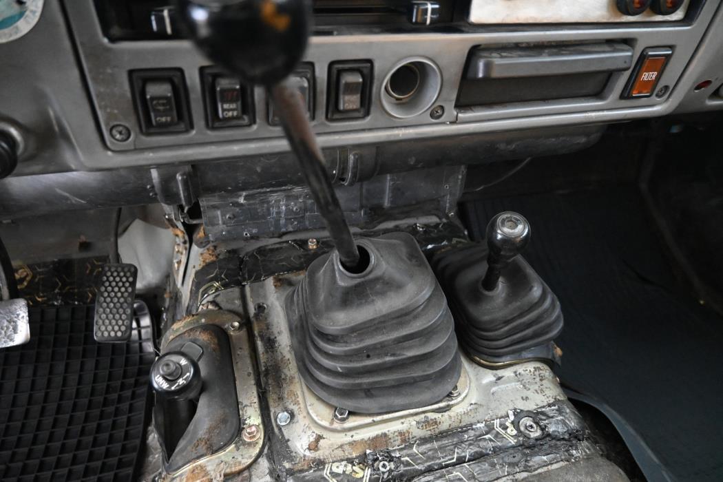 TOYOTA Land Cruiser V8 1983