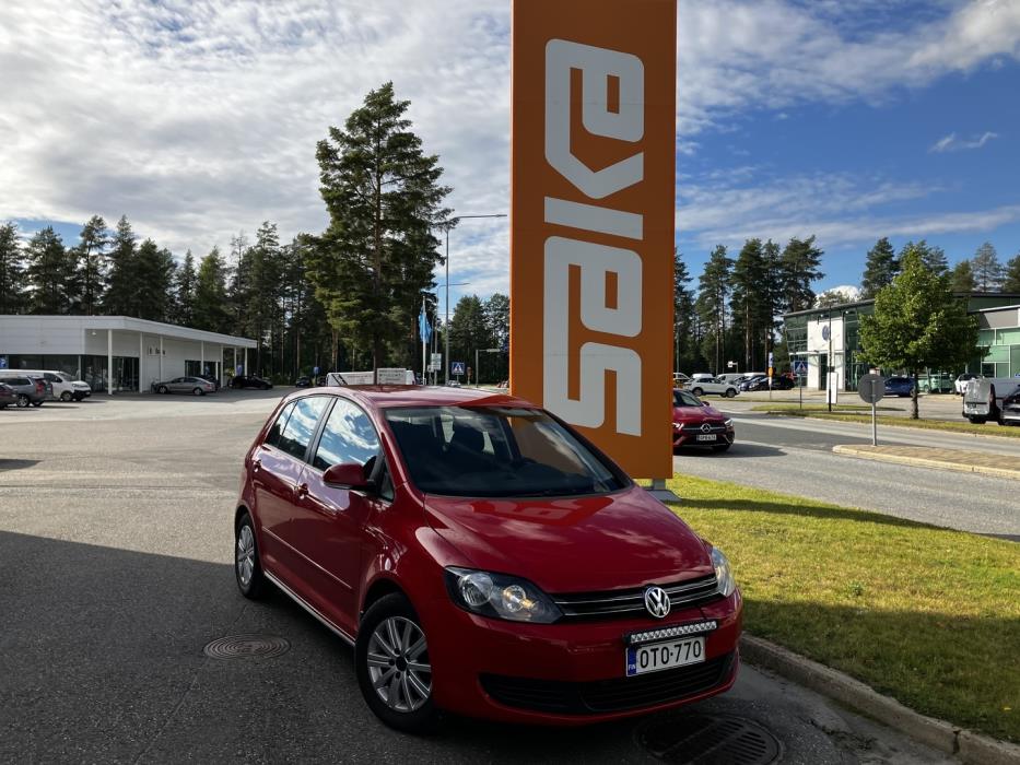 VOLKSWAGEN Golf Plus 2012
