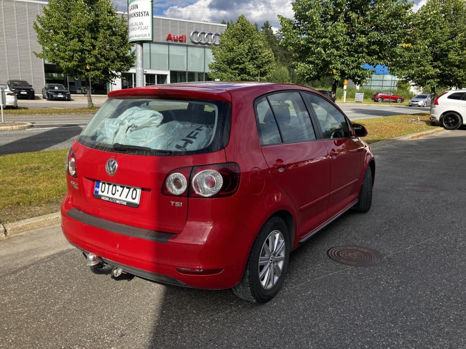 VOLKSWAGEN Golf Plus 2012