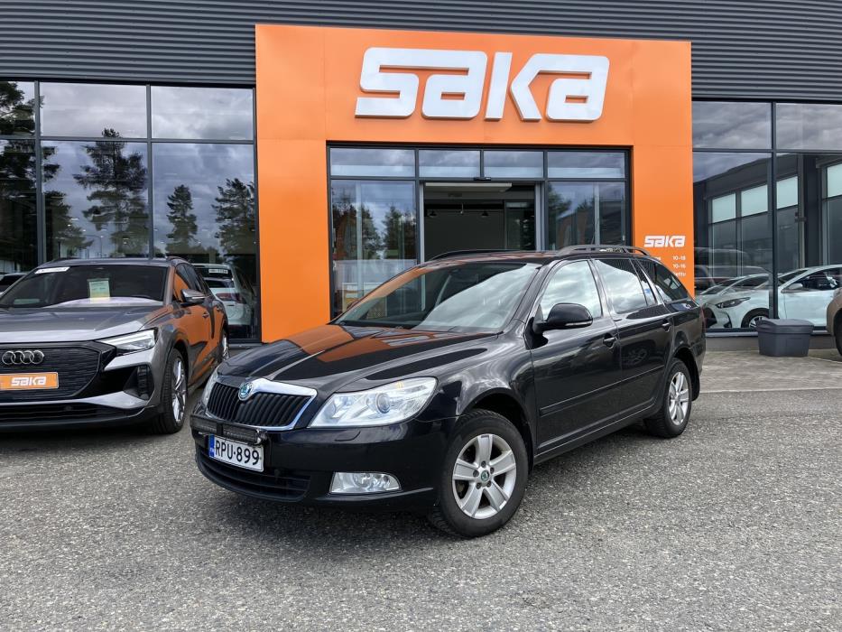 SKODA Octavia 2012