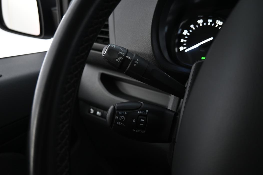 OPEL Vivaro 2021