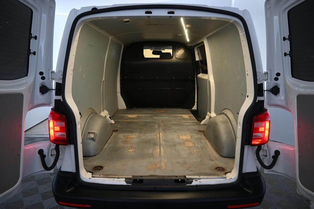 VOLKSWAGEN Transporter 2018