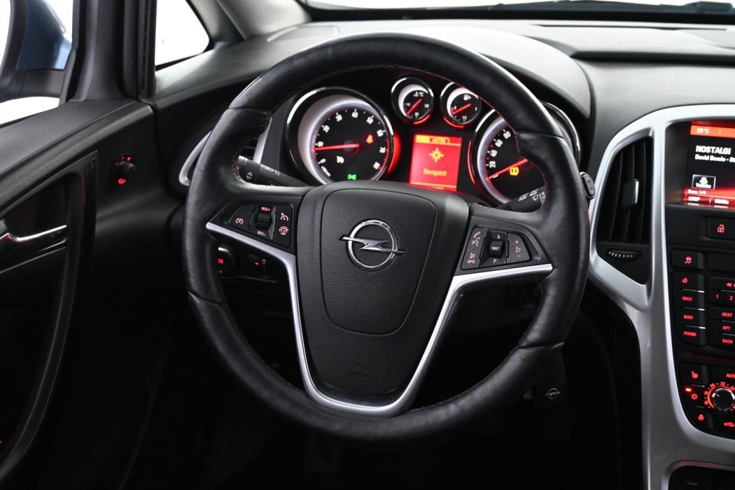 OPEL Astra 2015