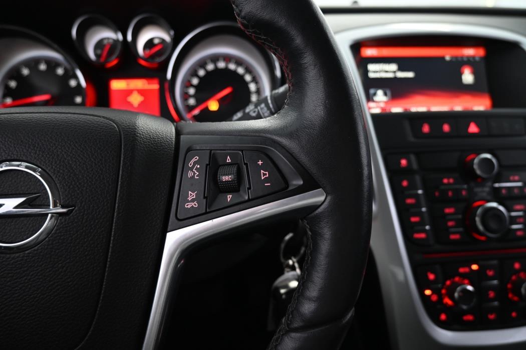 OPEL Astra 2015
