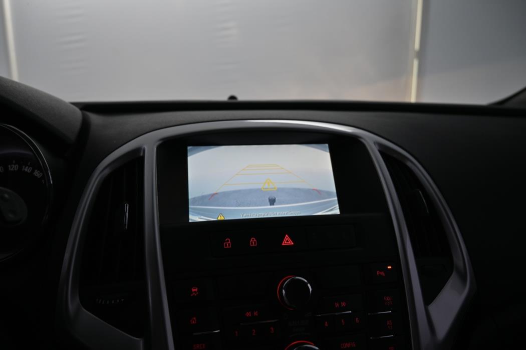 OPEL Astra 2015