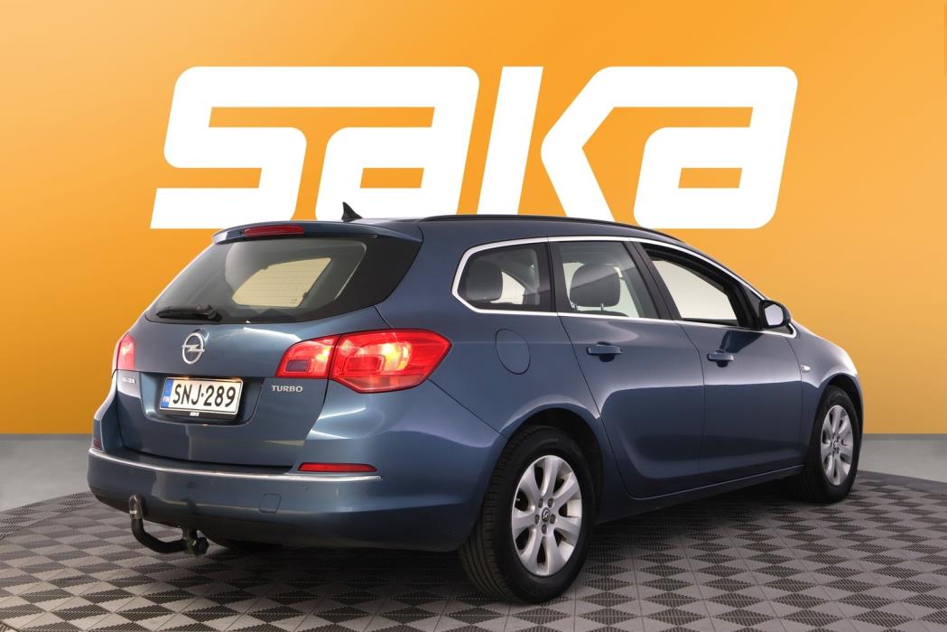 OPEL Astra 2015