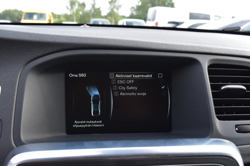 VOLVO S60 2016