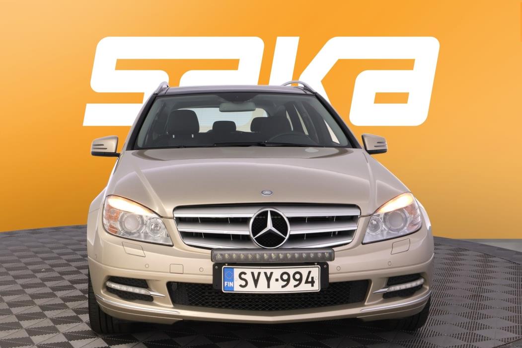 MERCEDES-BENZ C 2010