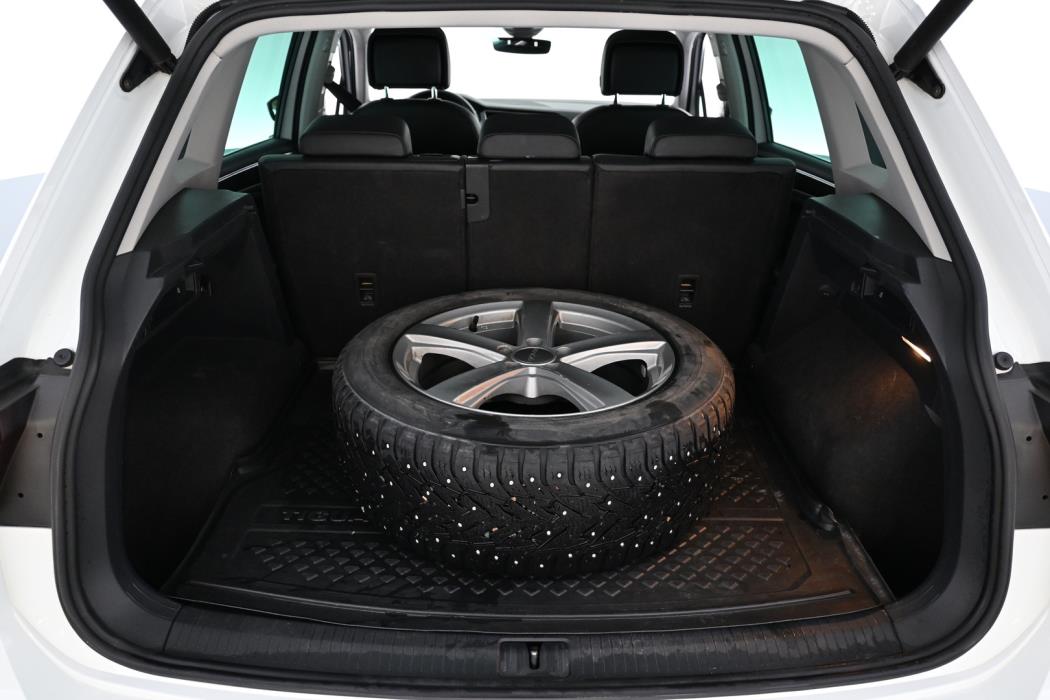 VOLKSWAGEN Tiguan 2016