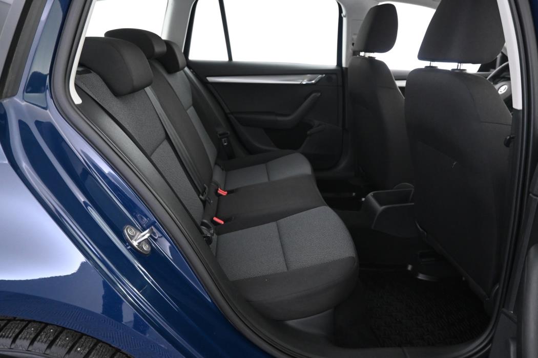 SKODA Octavia 2015