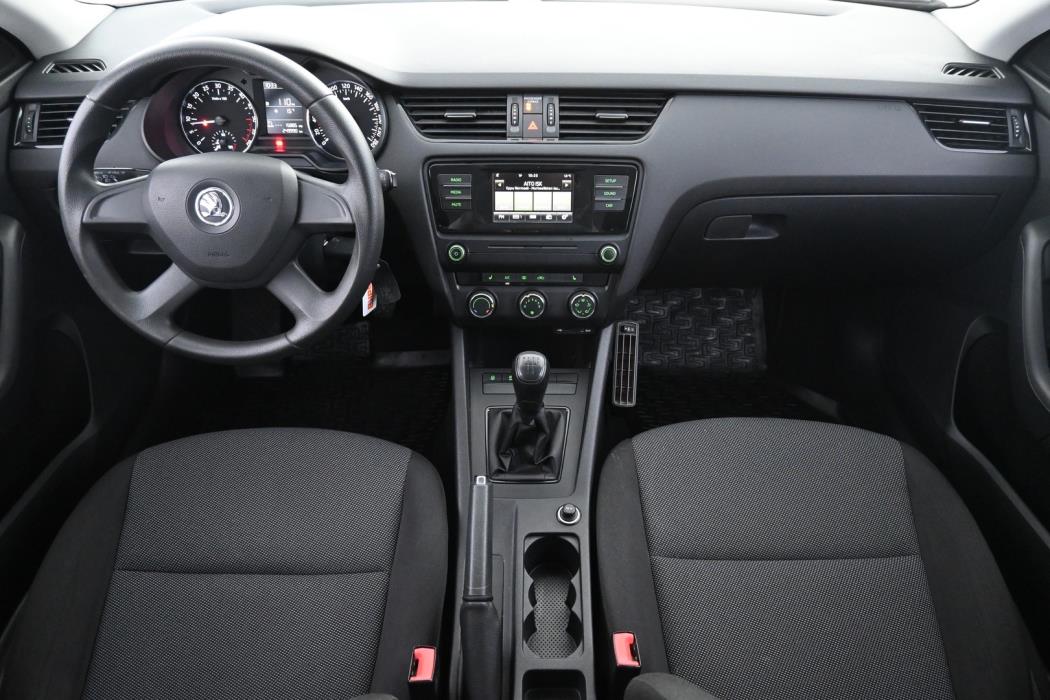 SKODA Octavia 2015