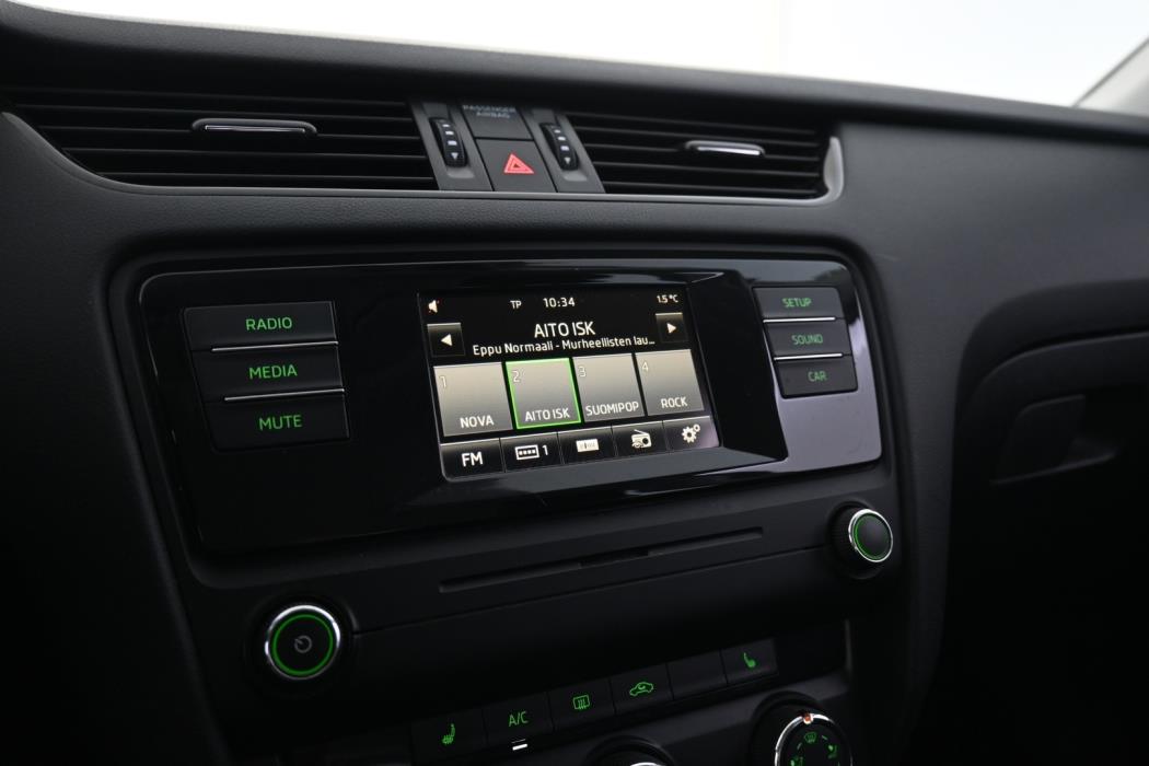 SKODA Octavia 2015