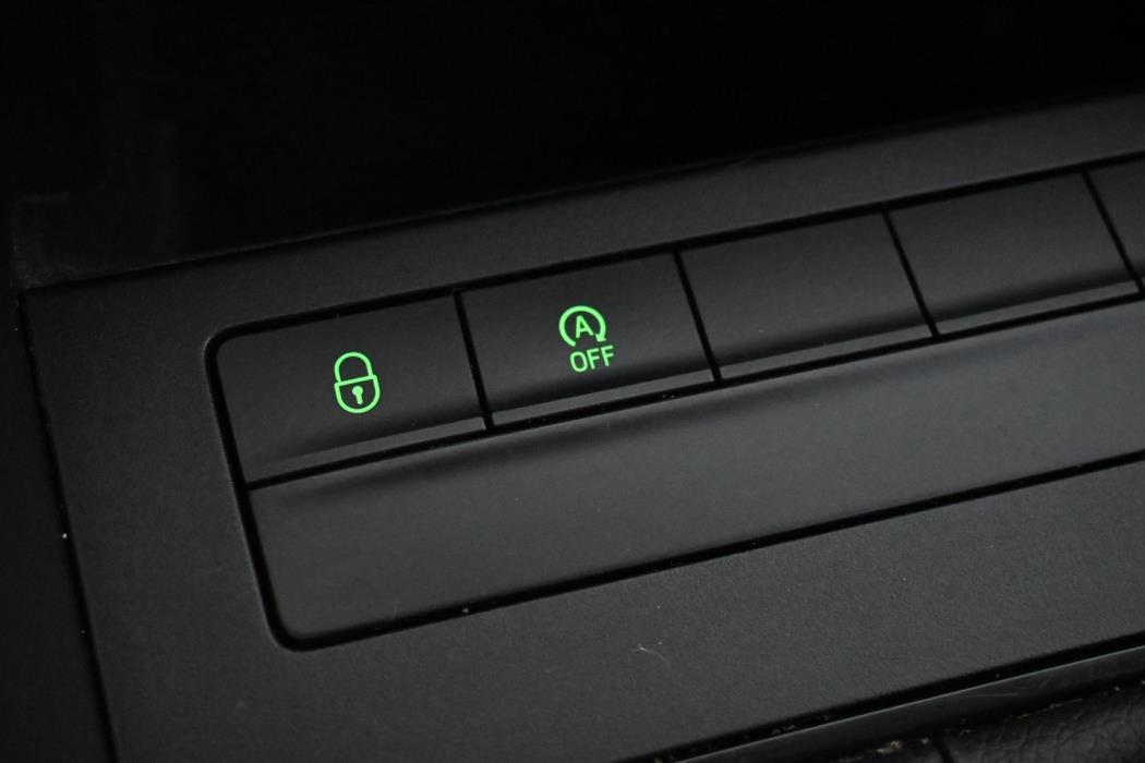 SKODA Octavia 2015