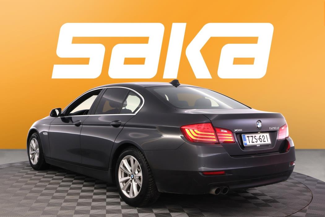 BMW 520 2015