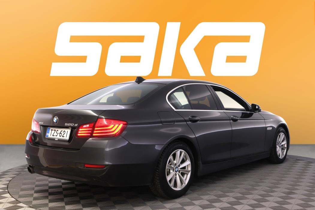 BMW 520 2015