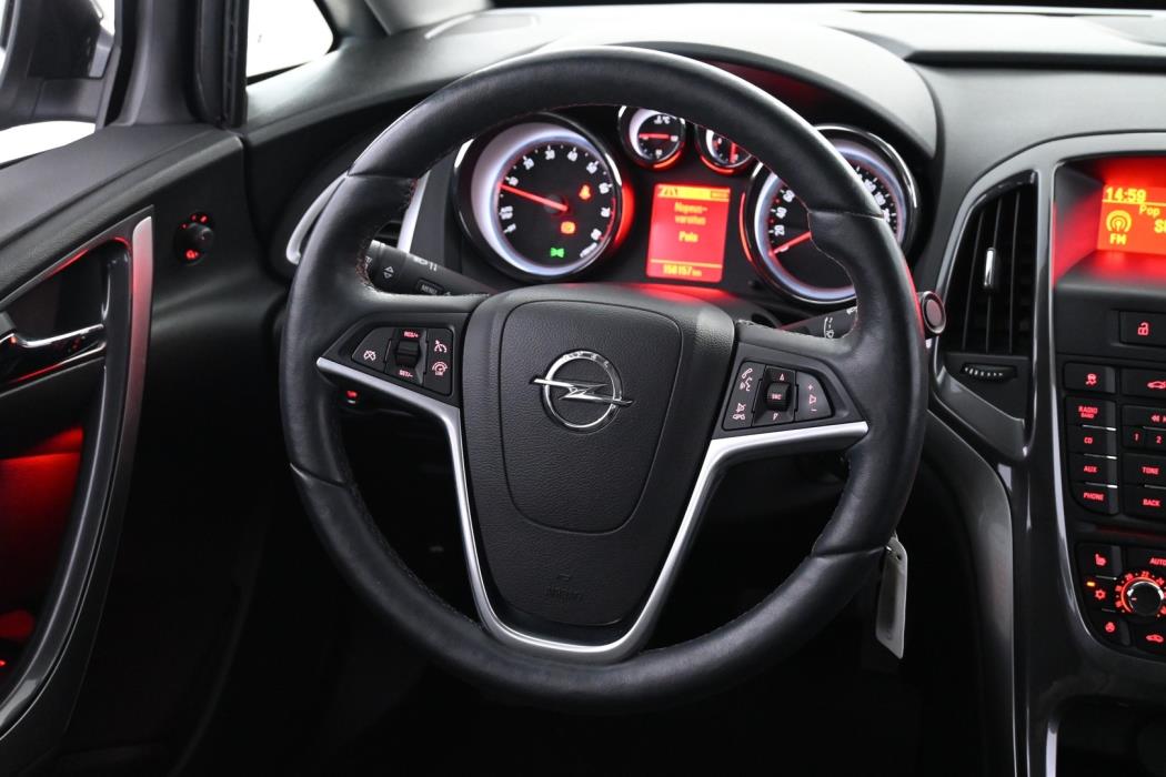 OPEL Astra 2013