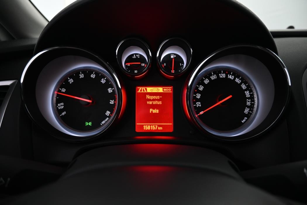 OPEL Astra 2013