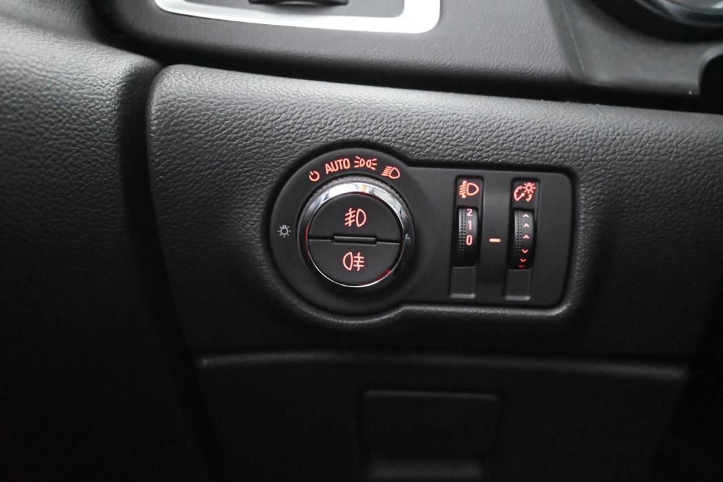 OPEL Astra 2013