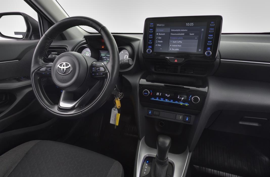 TOYOTA Yaris Cross 2022