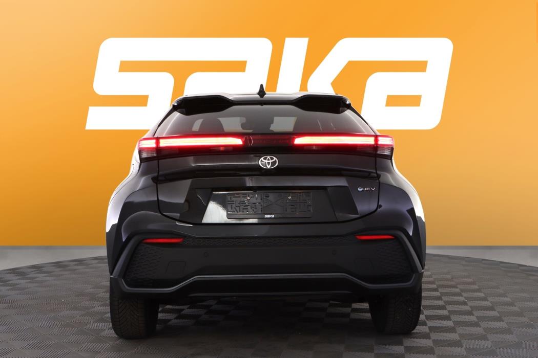 TOYOTA C-HR 2025